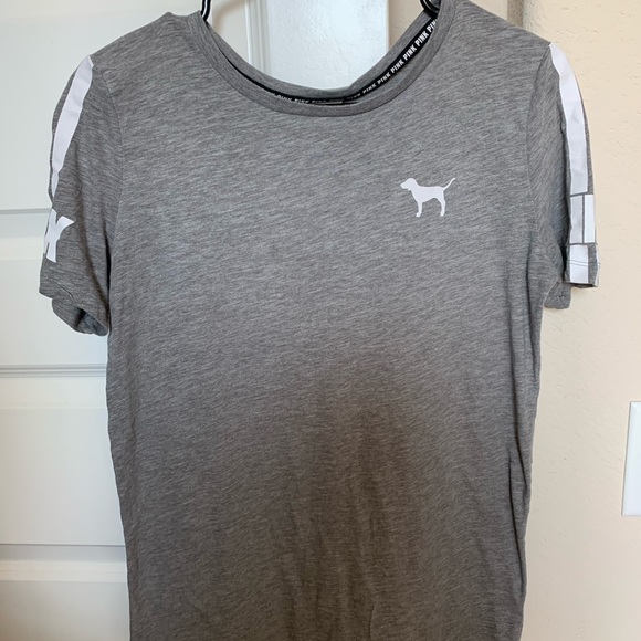 PINK Victoria’s Secret Short Sleeve T-Shirt - Picture 1 of 1